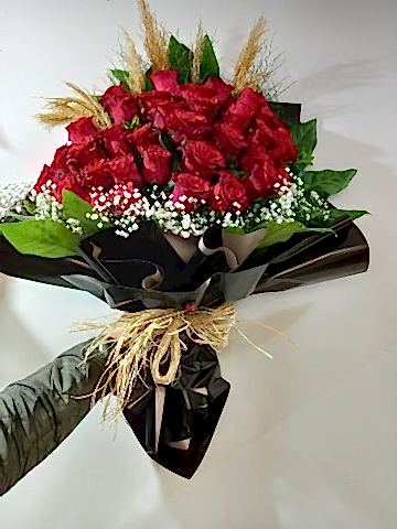 30 kırmızı gül buketi