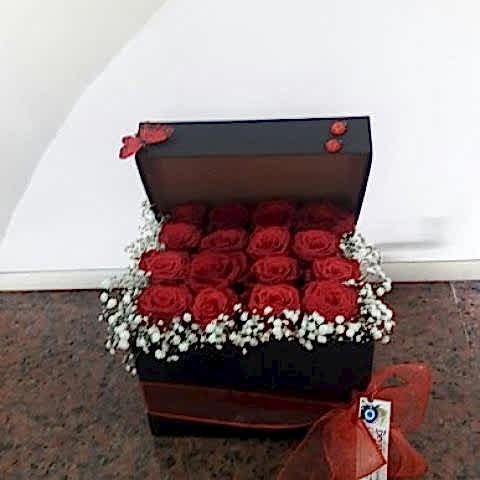 kutu 16 adet gül